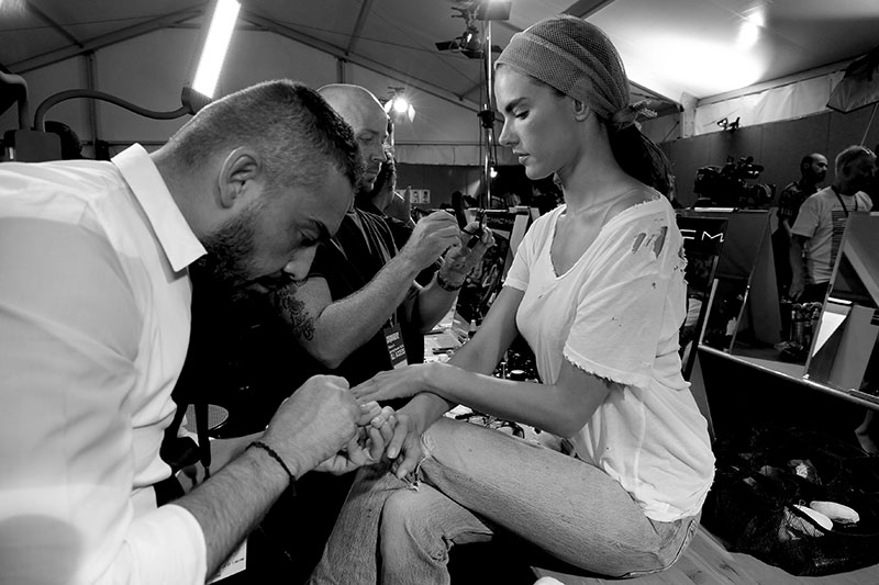 Antonio Sacripante backstage da Dsquared2 estate 2016, photo: nails& beauty Sacripante