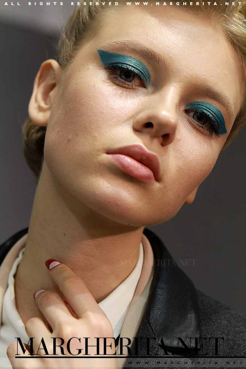 Make-up blu