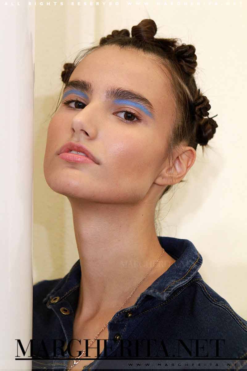 Make-up blu