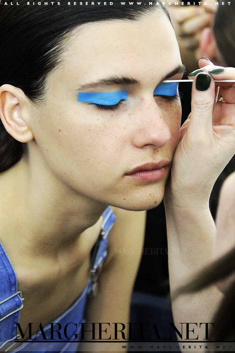 Make-up blu