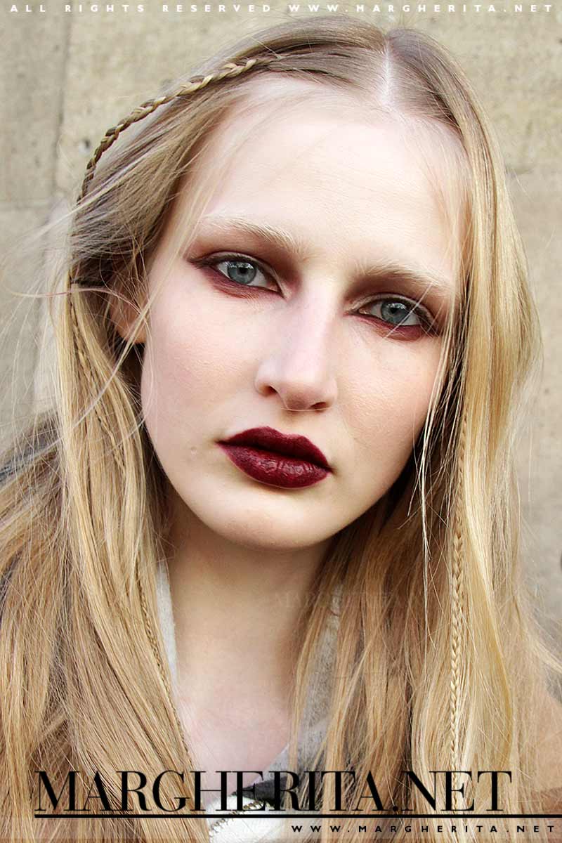 Rossetto rosso. Valentino, ph. Charlotte Mesman
