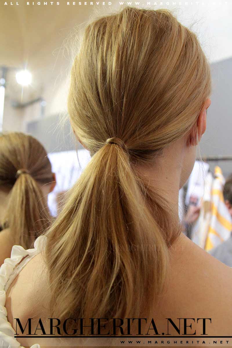Capelli primavera estate 2018. Backstage Mila Schon Primavera Estate 2018