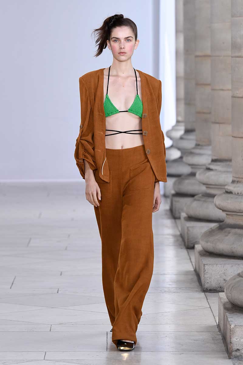 Tendenze moda 2018. Il tailleur pantalone