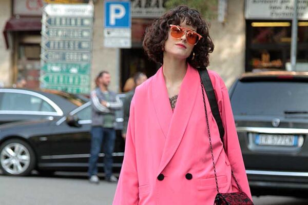 Tendenze moda estate 2018. Il rosa con il rosso