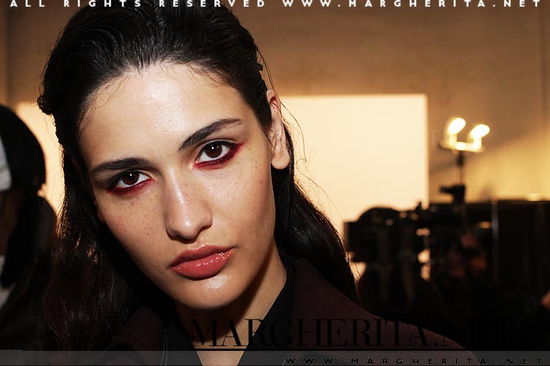 L'eyeliner e il makeup per gli occhi per l'autunno