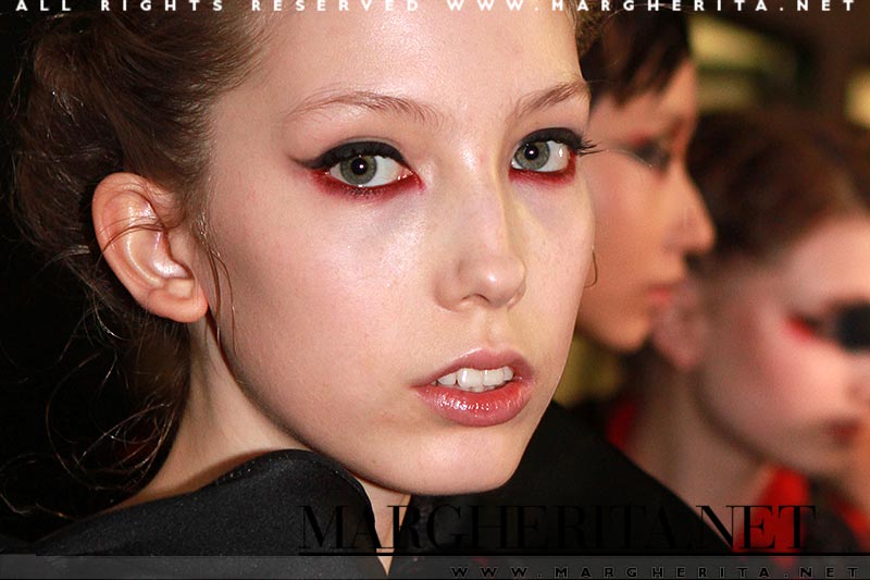 L'eyeliner e il makeup per gli occhi per l'autunno