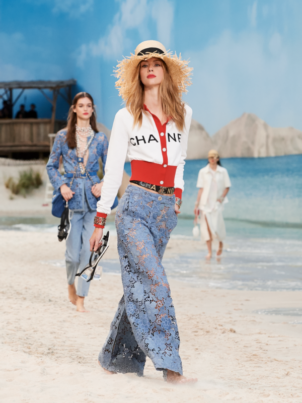 Sfilata collezione CHANEL Primavera Estate 2019