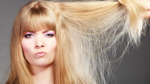 Capelli secchi? Ecco come ridare lucentezza e idratazione ai capelli secchi e sfibrati