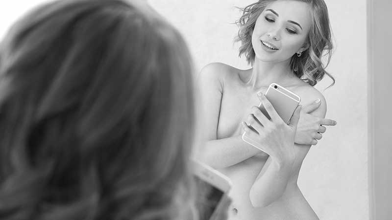 Sexting: quando il selfie si fa hot