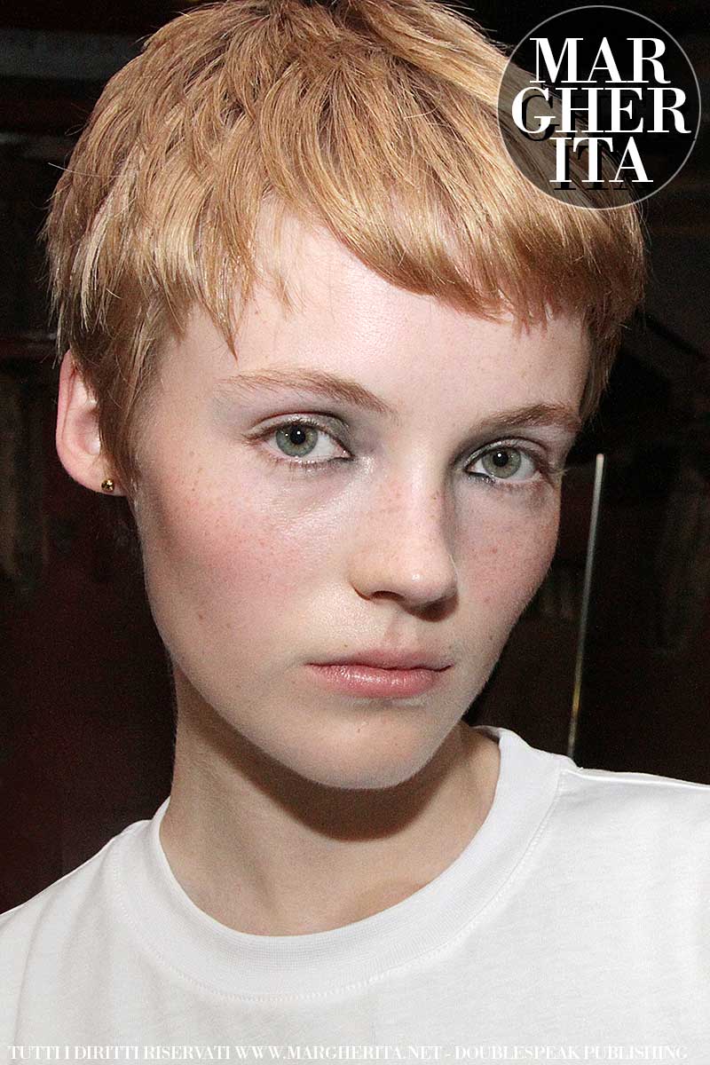 Tendenze capelli. L'anno 2019 diventa l'anno dei capelli corti