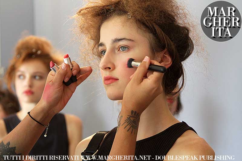 Trucco estate 2019. Sfilata: Luisa Beccaria. Make-up: Cynthia Rivas per MAC
