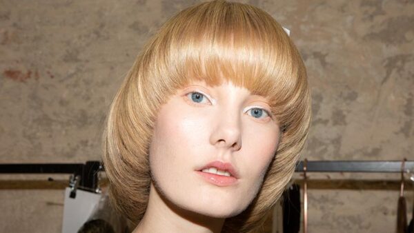 Tendenze capelli autunno inverno 2019 2020. Il taglio a scodella