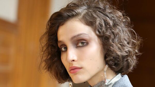 Idee capelli 2020, tornano i ricci!