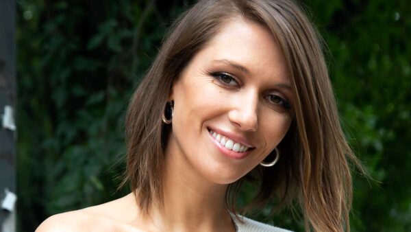 5 acconciature anti-aging per la primavera 2020. Queste acconciature alla moda ti fanno più giovane