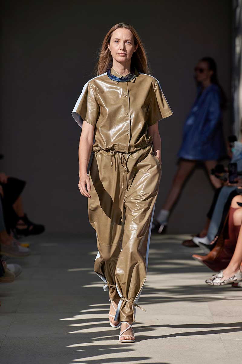Tendenze moda pantaloni donna primavera estate 2020: Sfilata Salvatore Ferragamo