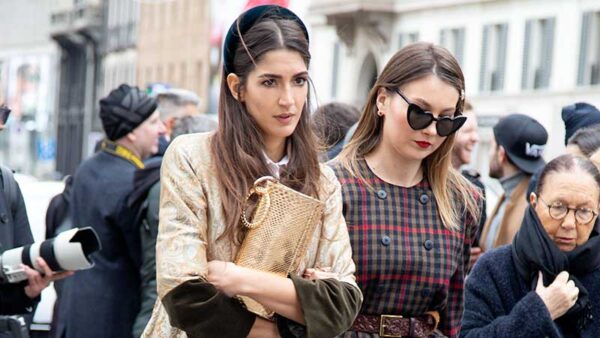 Streetstyle primavera 2020. 10 idee moda. Foto: Charlotte Mesman