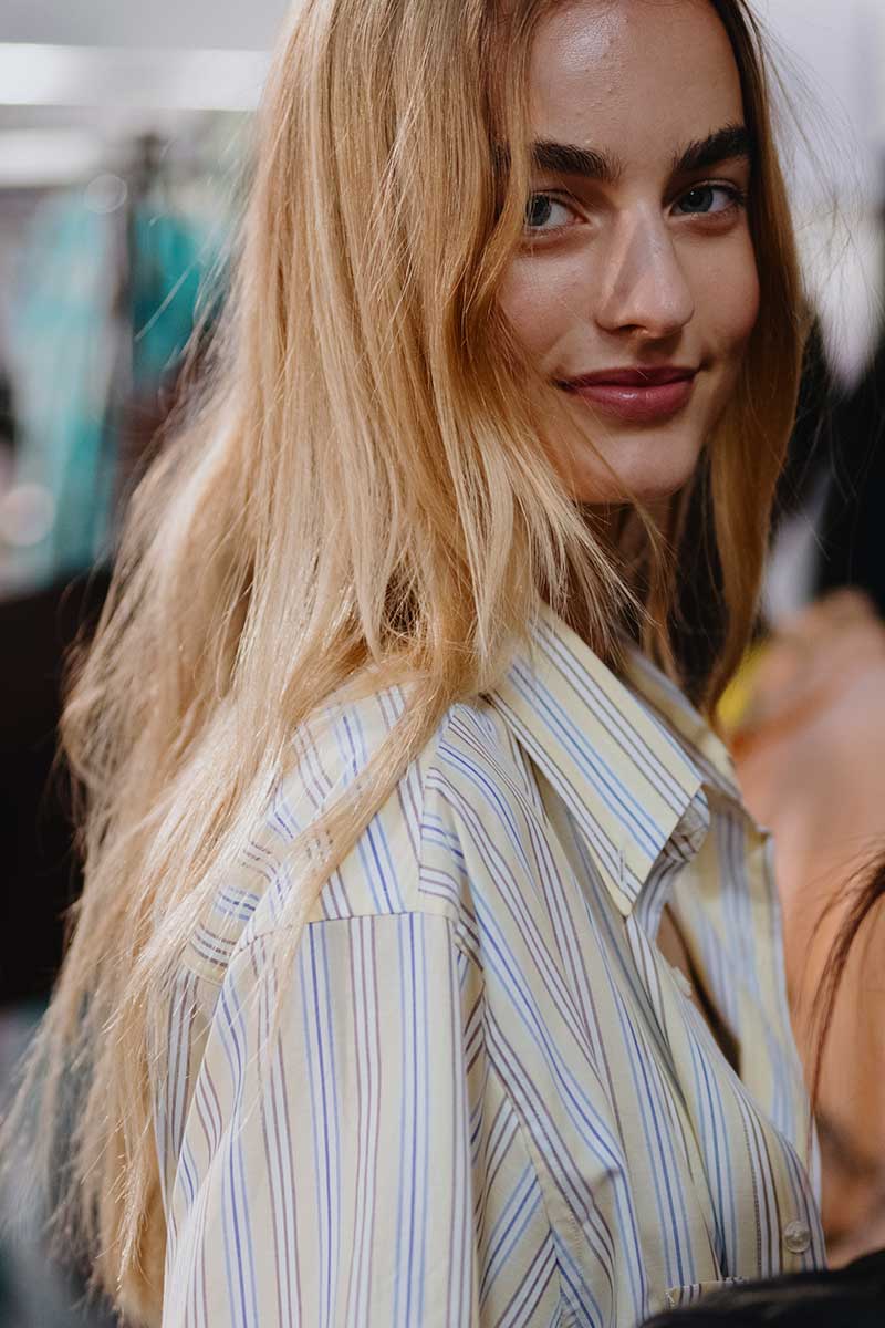 Tagli Capelli Corti Inverno 2020 Androgynous Hair Edgy Short Tagli Capelli Corti Inverno 2020 Androgynous Hair Edgy Short