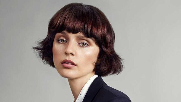 Tendenze capelli primavera estate 2021. I tagli di capelli medio lunghi per la donna. Photo: Toni&Guy, Connected collection 2021
