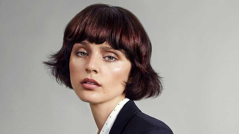 Tendenze capelli primavera estate 2021. I tagli di capelli medio lunghi per la donna. Photo: Toni&Guy, Connected collection 2021