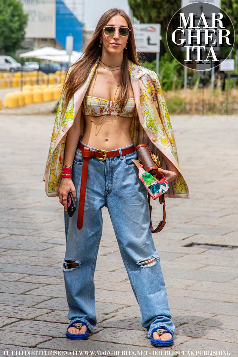 Moda estate 2021. Ecco la tendenza più sexy che non conosce (quasi) età per l’estate 2021