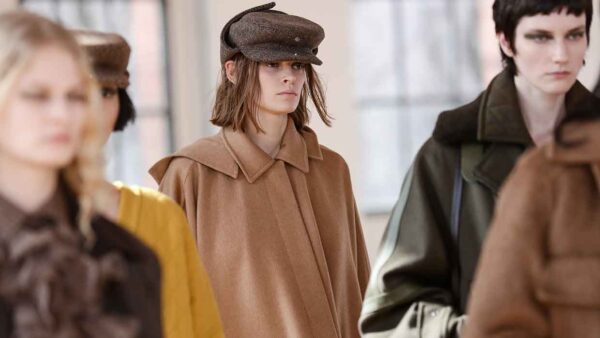 5 capi per la moda inverno 2021 di cui non vi pentirete mai. Moda donna inverno - Foto Max Mara