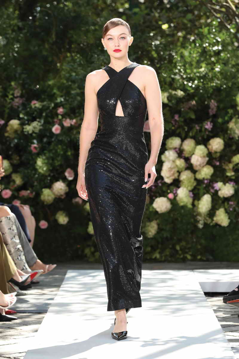 Michael Kors Primavera Estate 2022 - Photo Courtesy of Michael Kors