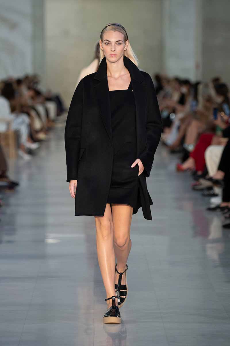 Moda primavera estate 2022. Ecco la moda secondo Max Mara - Photo Max Mara