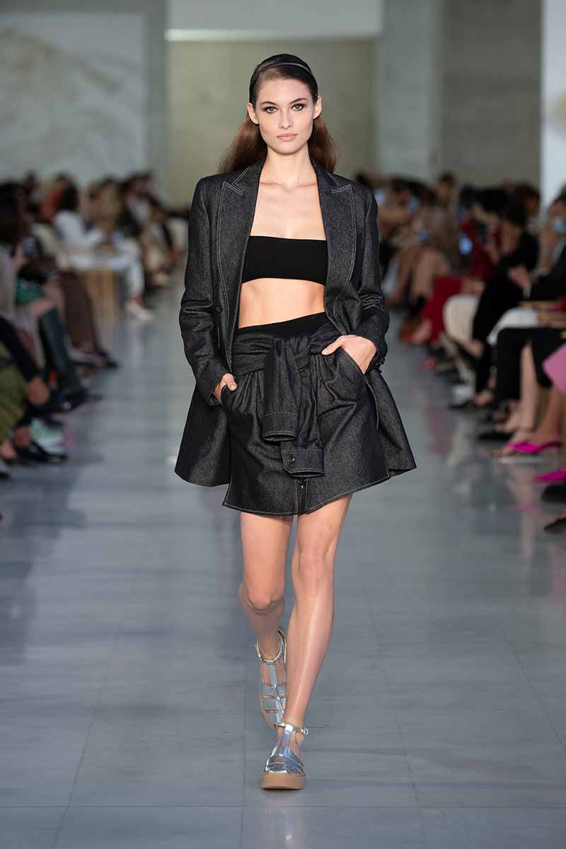 Moda primavera estate 2022. Ecco la moda secondo Max Mara - Photo Max Mara