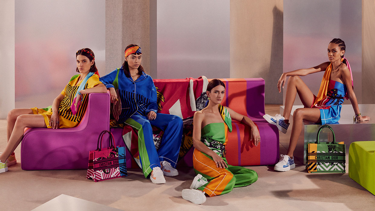 È tutta nei colori della pop art la nuova collezione Dior Chez Moi - Foto Dior