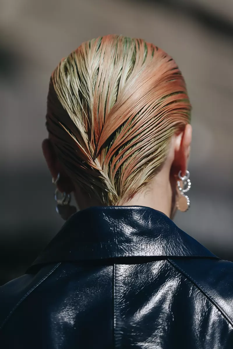 Capelli corti da Holzweiler. Photo courtesy of Copenhagen Fashion Week SS 2023