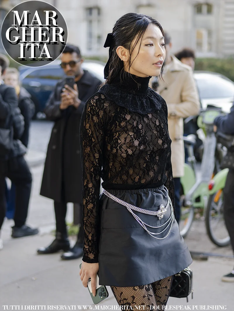 Street style da Chanel alla Paris Fashion Week Estate 2023 - Foto ADVERSUS