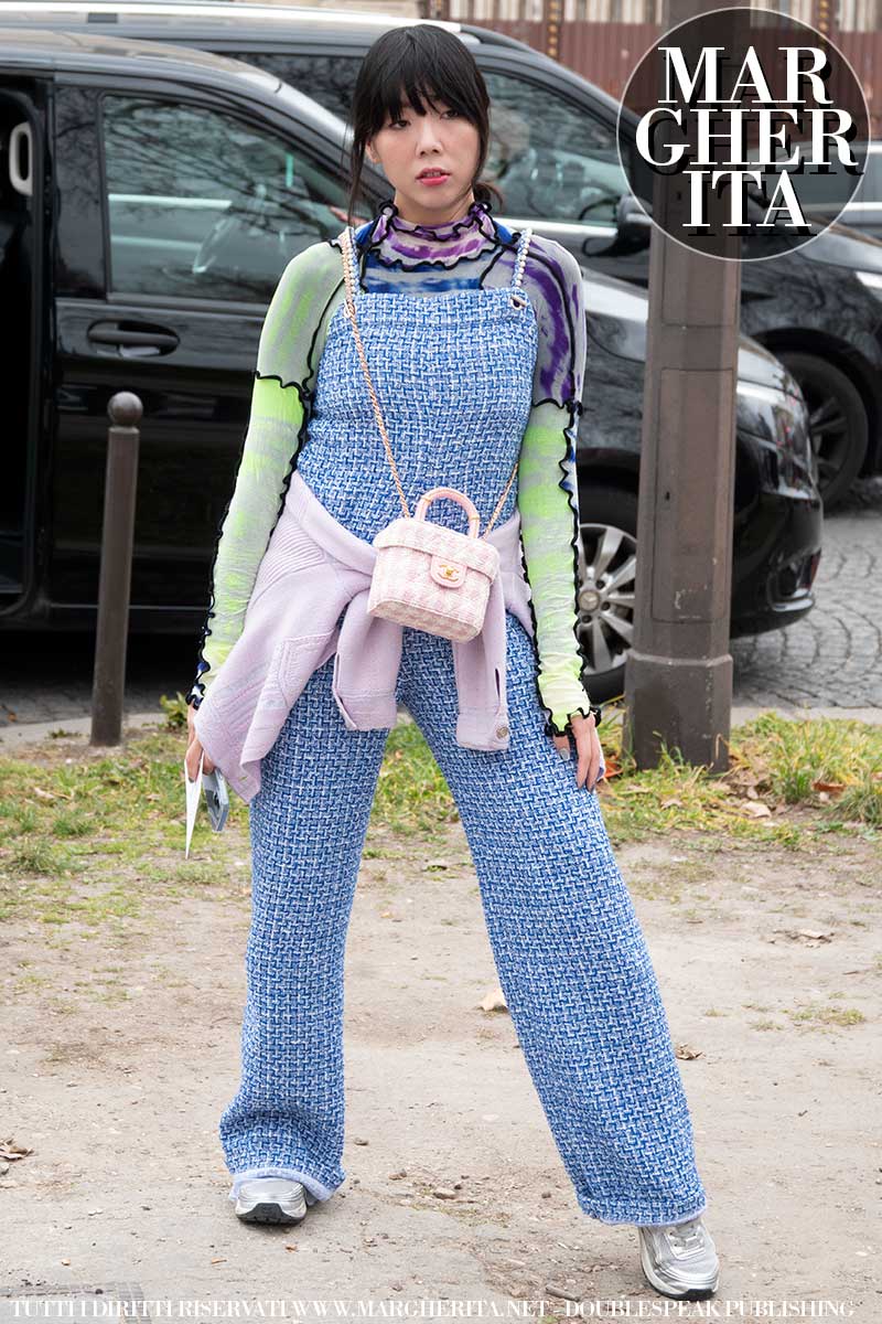 I migliori street style looks alla sfilata di Chanel per l’inverno 2023 - Photo Charlotte Mesman