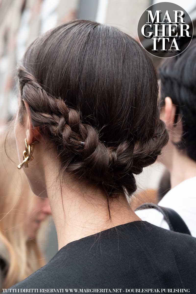 Le trecce. Tendenze capelli 2023 - Photo Charlotte Mesman