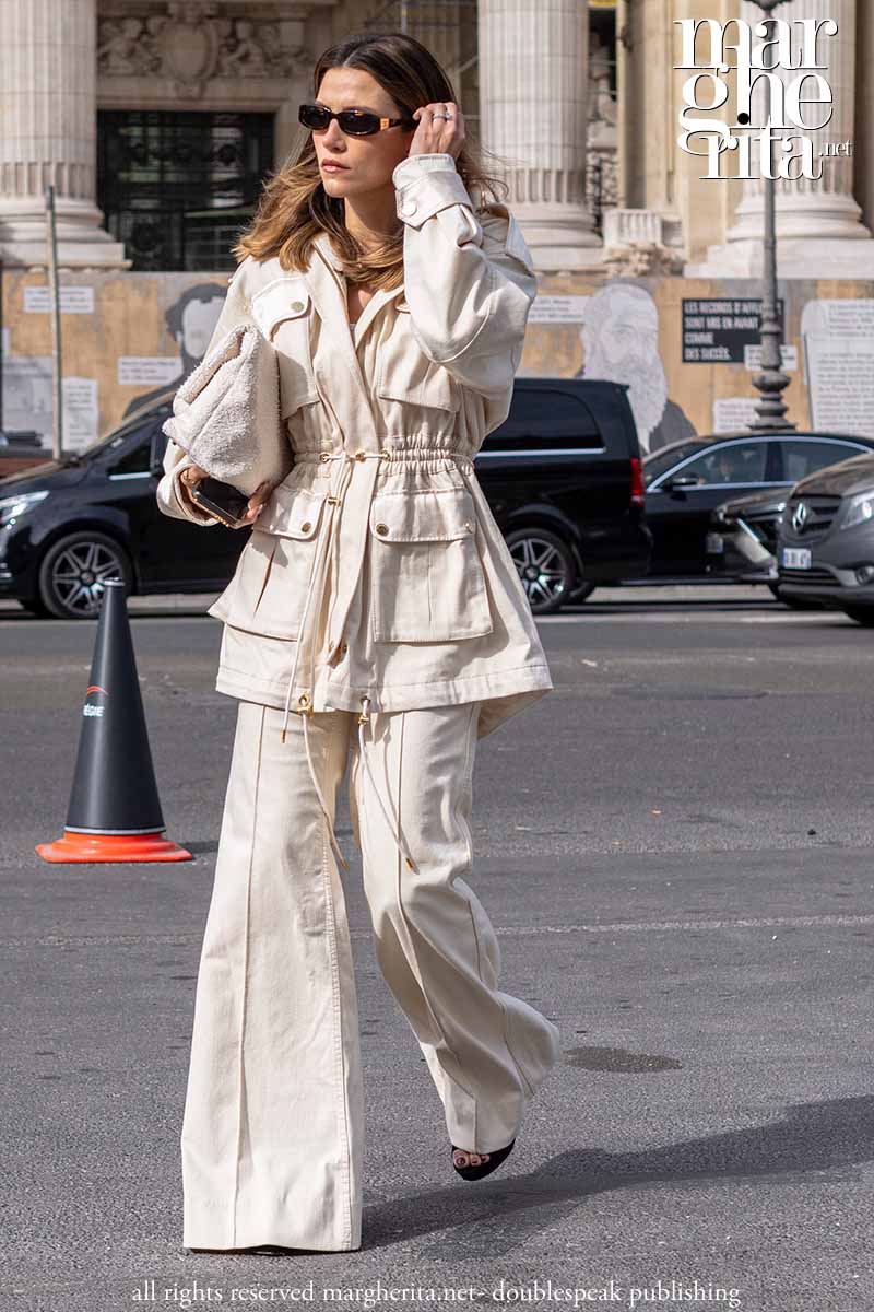 Tendenze moda primavera 2023: bianco! - Foto ADVERSUS