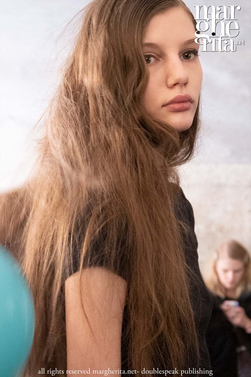 Le tendenze capelli per l'autunno 2023 - photo Charlotte Mesman