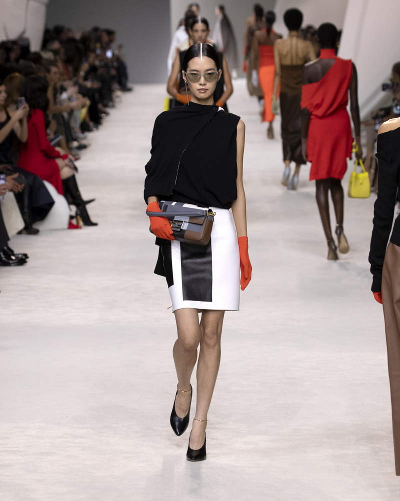 Collezione donna FENDI primavera estate 2024 - Photo courtesy of FENDI