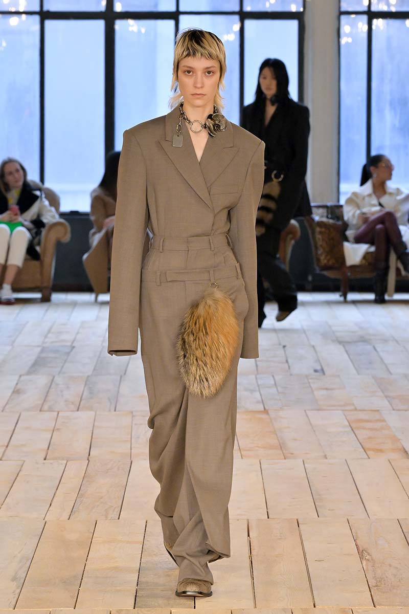 10 tendenze moda da conoscere assolutamente per l'autunno inverno 2023 2024. Photo courtesy of Sportmax