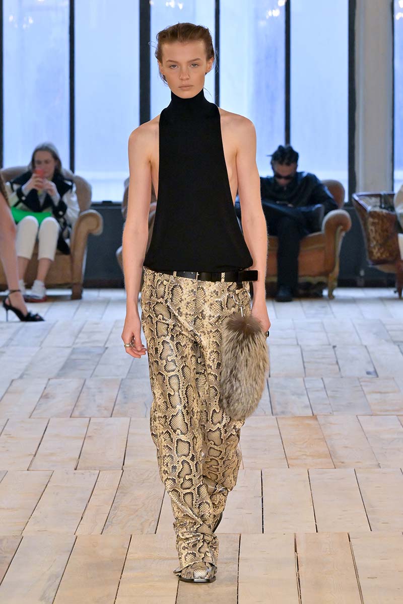 10 tendenze moda da conoscere assolutamente per l'autunno inverno 2023 2024. Photo courtesy of Sportmax