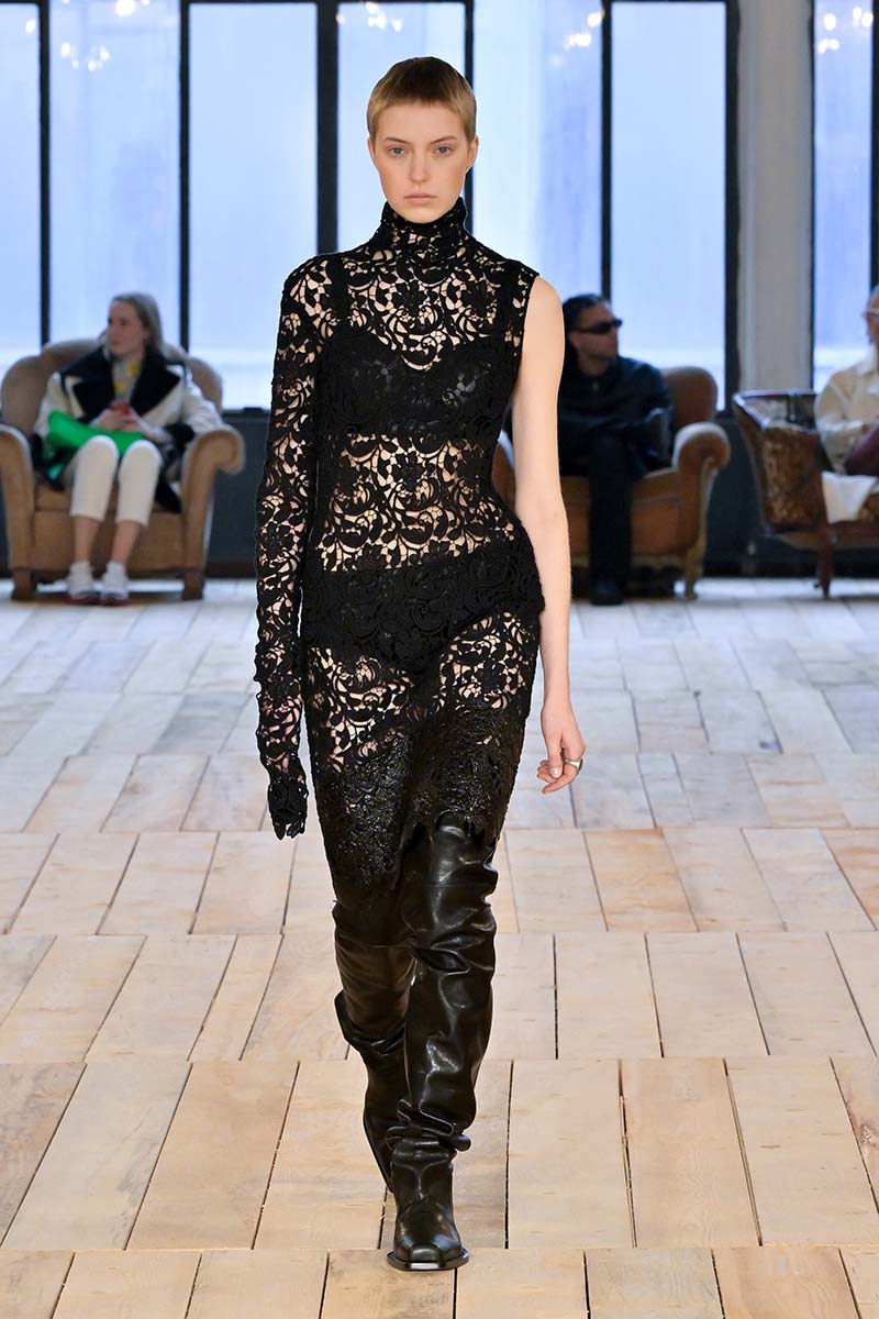 10 tendenze moda da conoscere assolutamente per l'autunno inverno 2023 2024. Photo courtesy of Sportmax