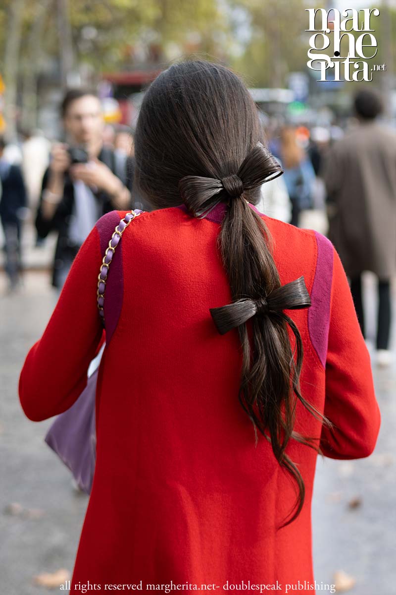 3 idee capelli direttamente dallo street style alla sfilata di Chanel. Da copiare subito! - Photo Charlotte Mesman