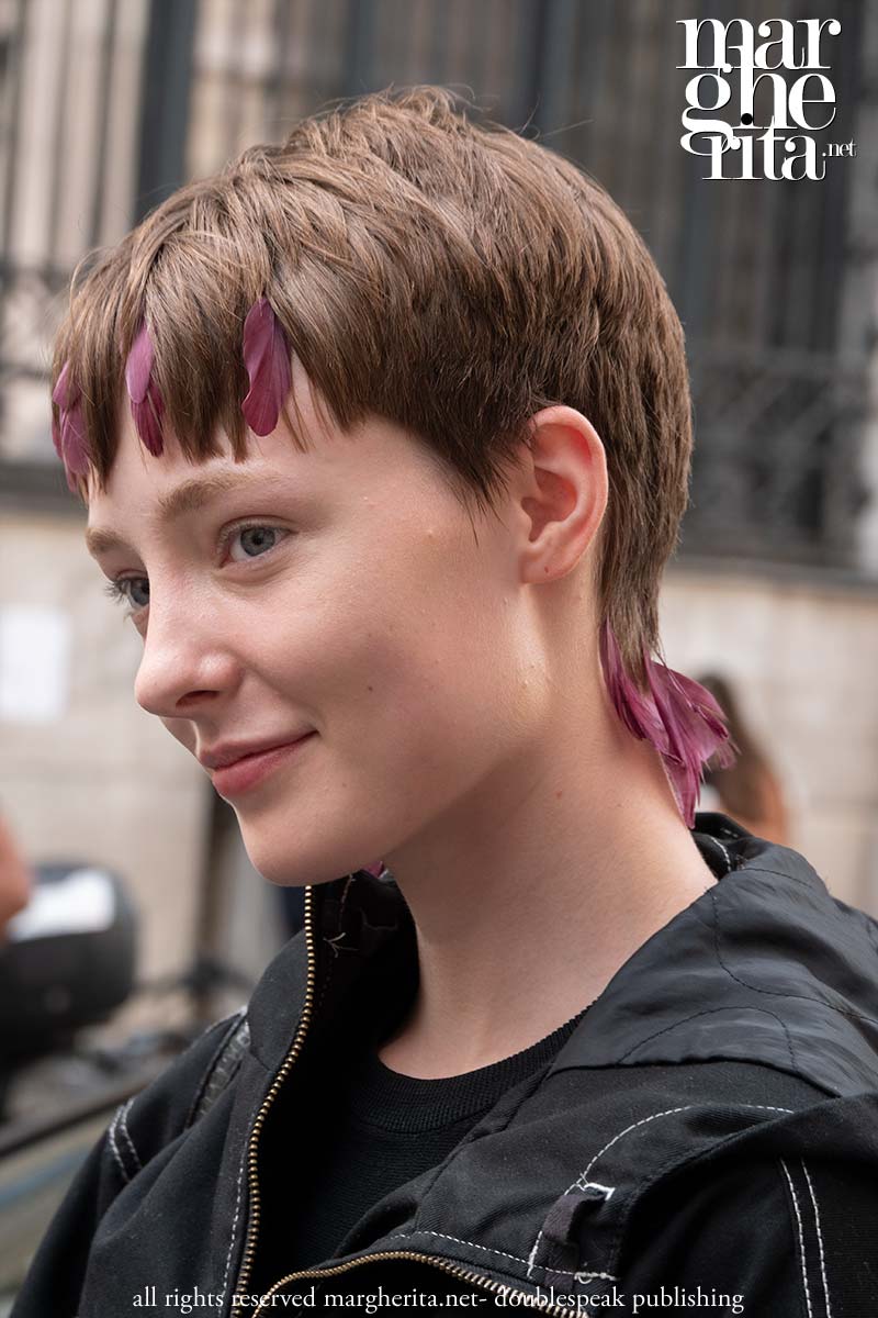 Queste idee per capelli e trucco arrivano direttamente dalle Fashion Weeks - Foto Charlotte Mesman