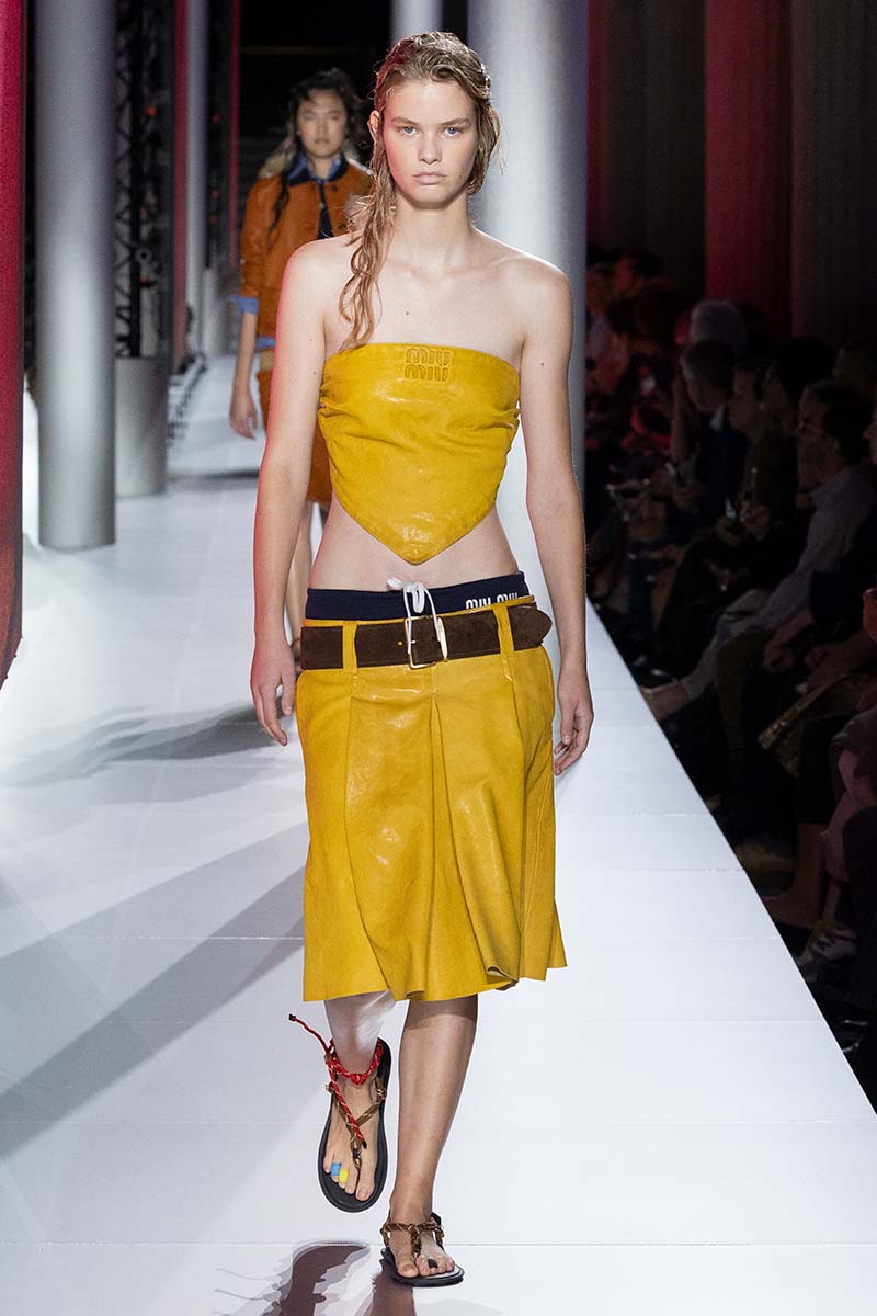 Le principali nuove tendenze moda gonne per il 2024 - Photo courtesy of Miu Miu