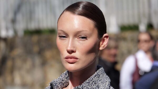 Come ottenere un look da ‘influencer’: consigli capelli e trucco per l'estate 2025 - Photo Charlotte Mesman