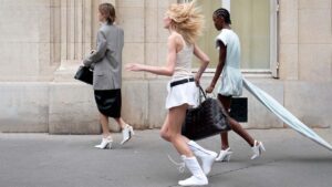 5 trucchi per trovare la tua lunghezza ideale della gonna - Photo Charlotte Mesman