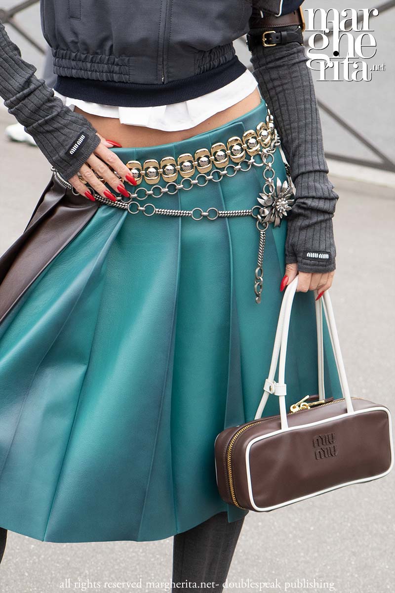Tendenze unghie estate 2025: extra sexy o minimal chic? - Photo Charlotte Mesman