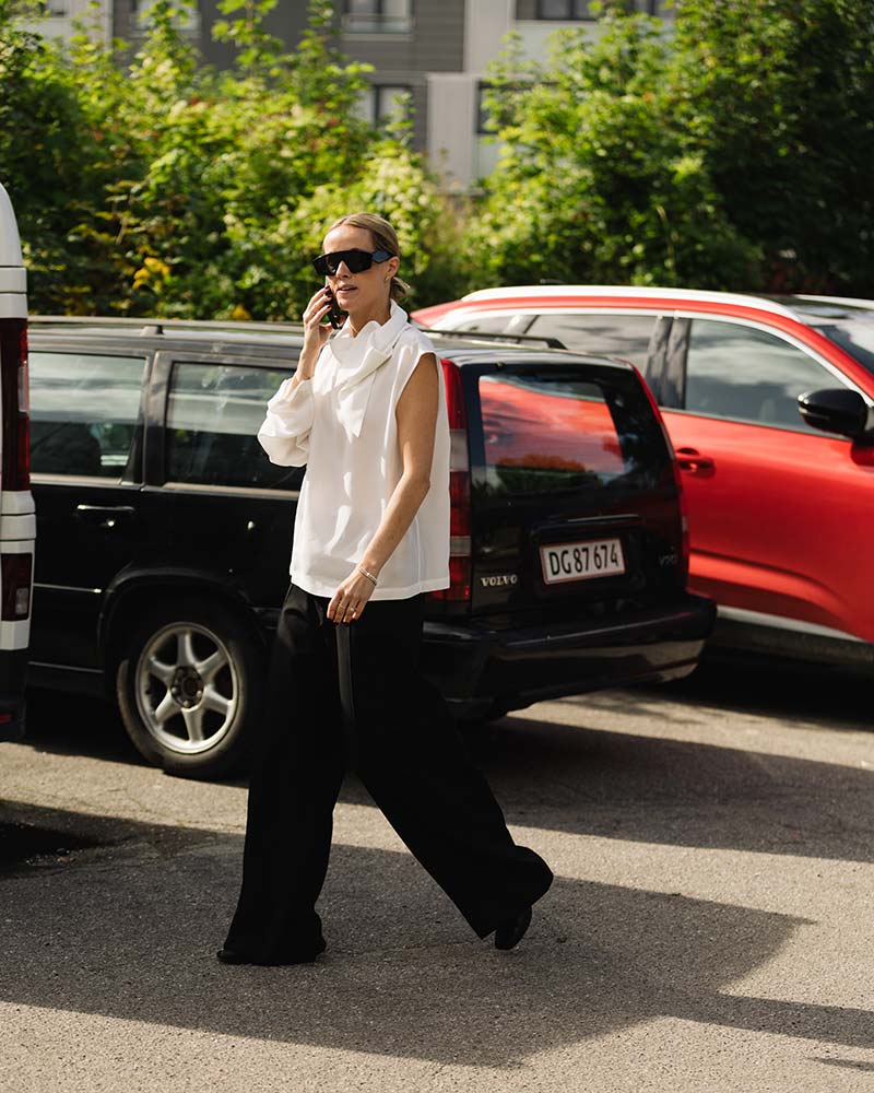 Streetstyle in bianco e nero alla Copenhagen Fashion Week - Photo courtesy of Copenhagen Fashion Week. Ph. Noor-u-nisa-Khan