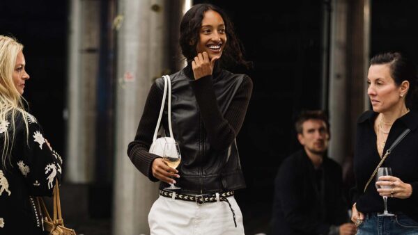 Streetstyle in bianco e nero alla Copenhagen Fashion Week - Photo courtesy of Copenhagen Fashion Week. Ph. Noor-u-nisa-Khan