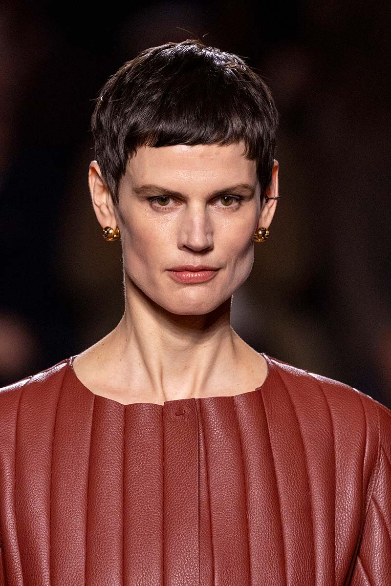 Tre tagli corti dalle passerelle Autunno Inverno 2025 2026 - Photo courtesy of Fendi
