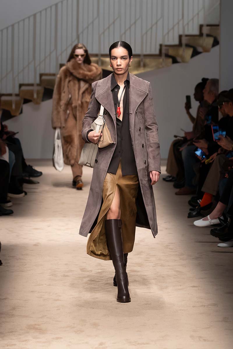 Le gonne di tendenza per l’autunno inverno 2025-2026 che devi conoscere - Photo courtesy of Tod’s