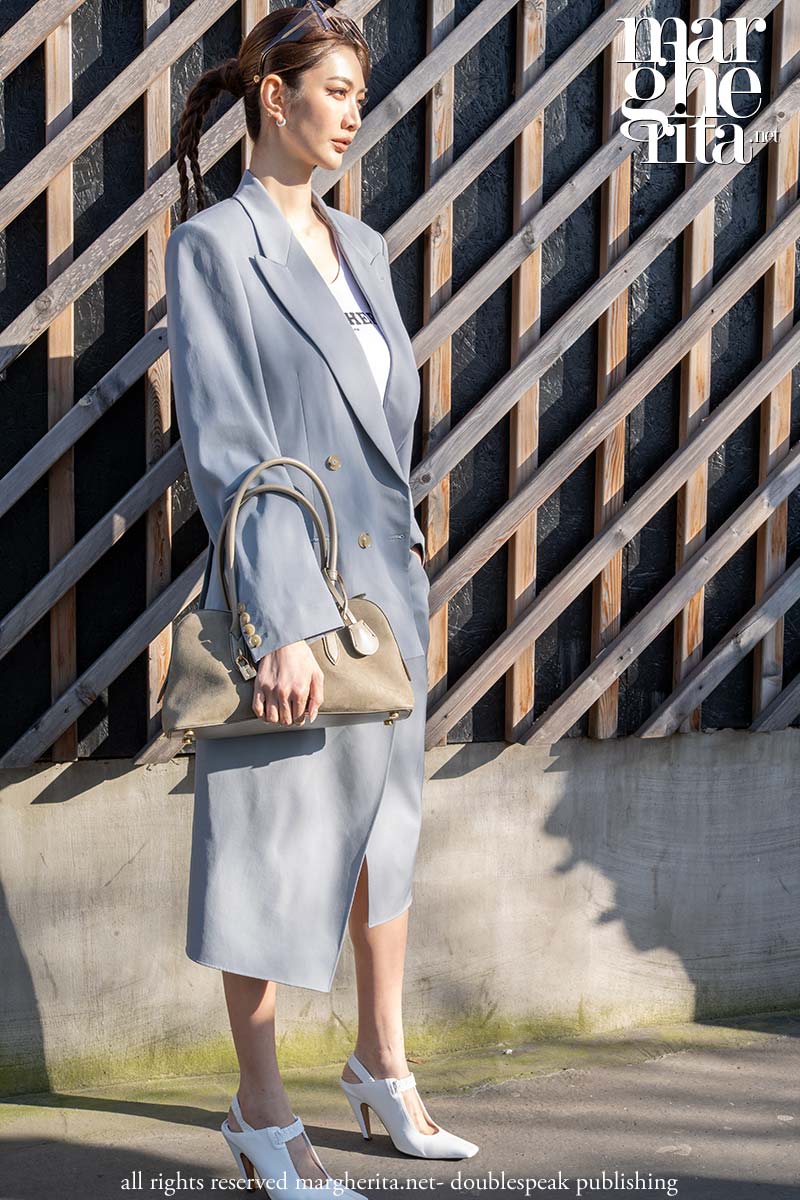 Streetstyle estate 2025. Power dressing? Ecco come si fa! - Photo ADVERSUS